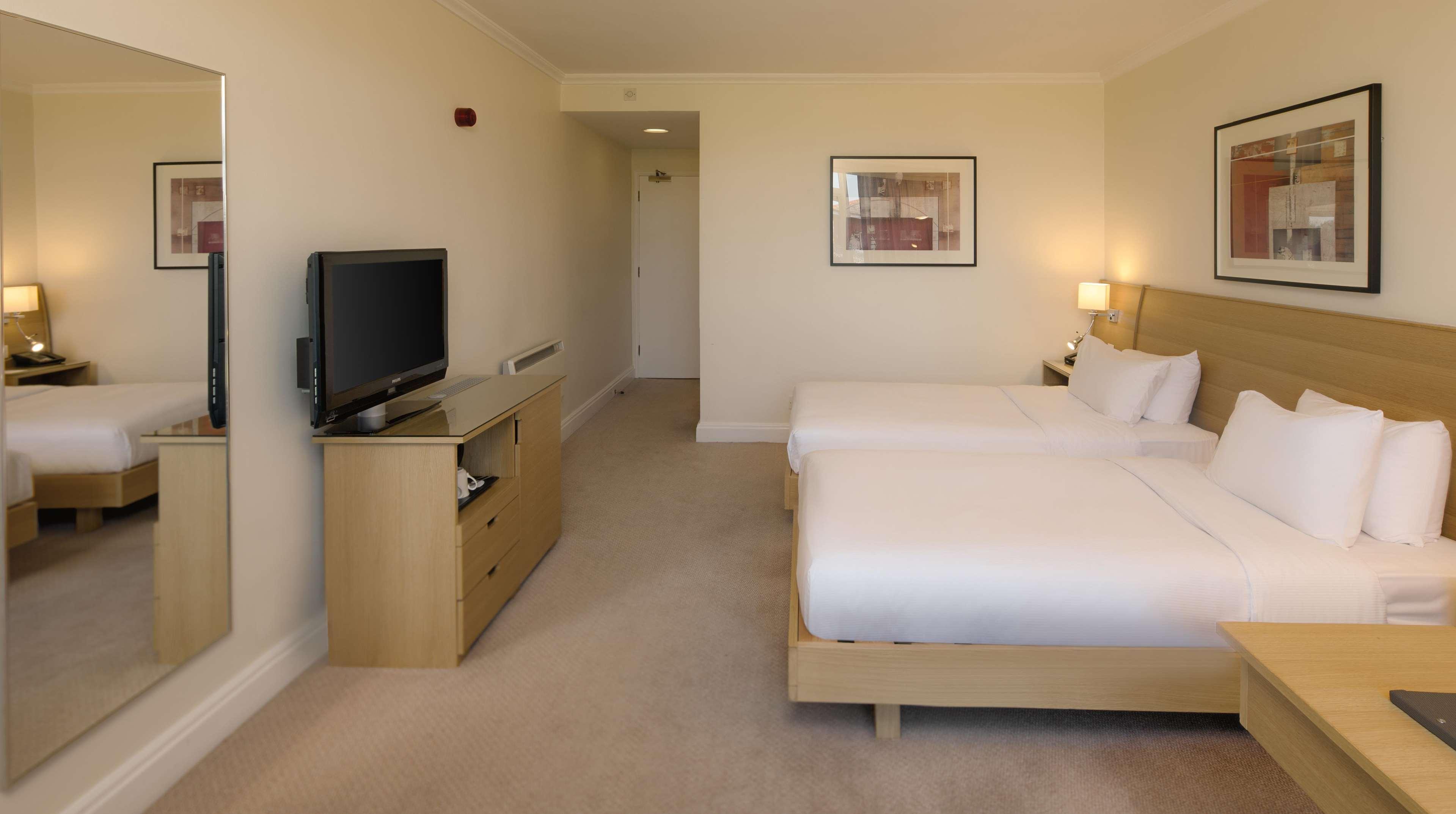 Hilton 4* Northampton