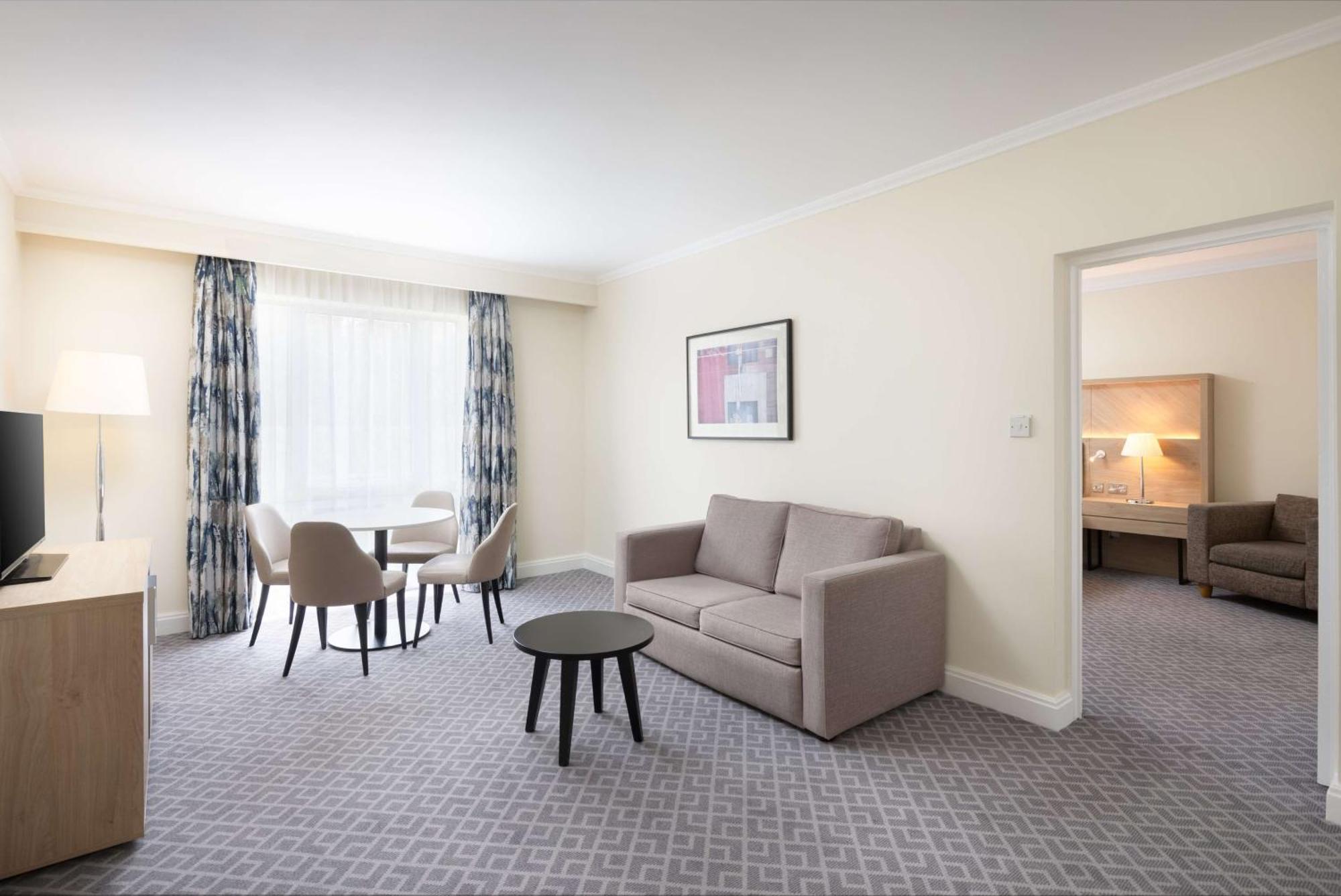 Hilton 4*